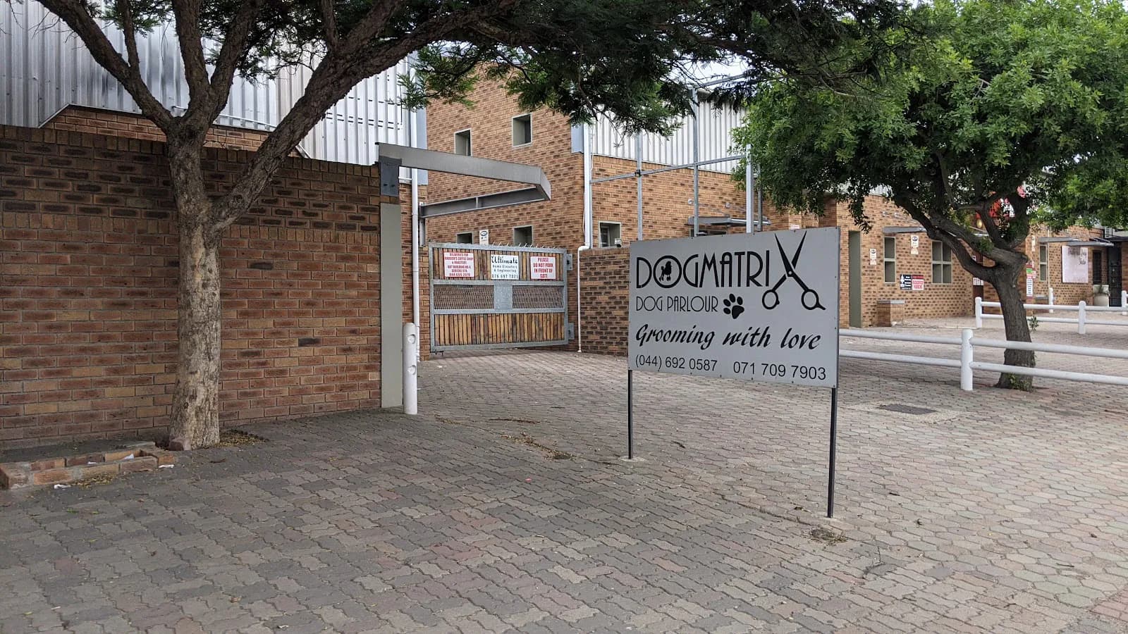 Dogmatrix Dog Groomer