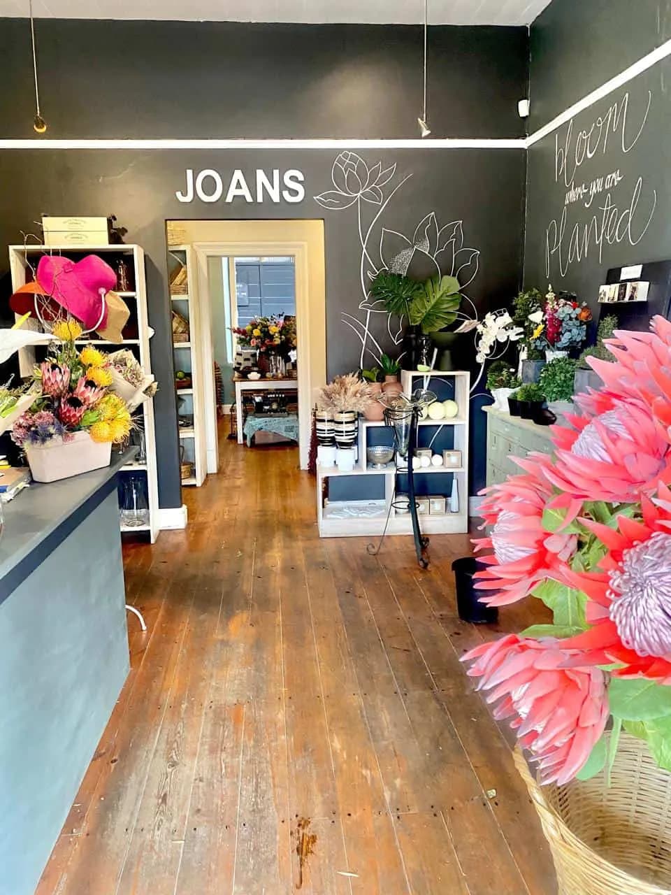 Joan’s Florist & Gifts