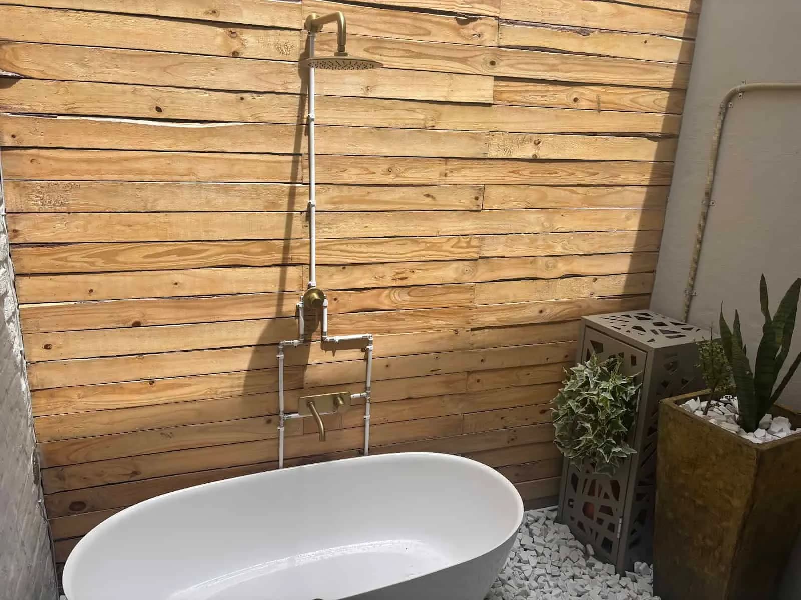 24 Hour Plumbing and maintenance